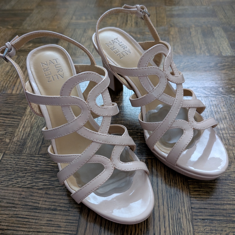 Naturalizer Women's Strappy Cream Sandals